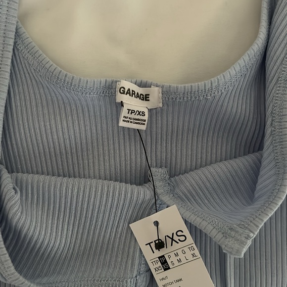 GARAGE CROP TOP - Picture 3 of 3